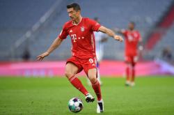 -包含莱万多夫斯基爆冷击败MAD，爆冷引爆全场！的词条